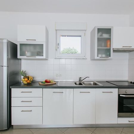 Apartamento Apartman Sunny Trogir Exterior foto