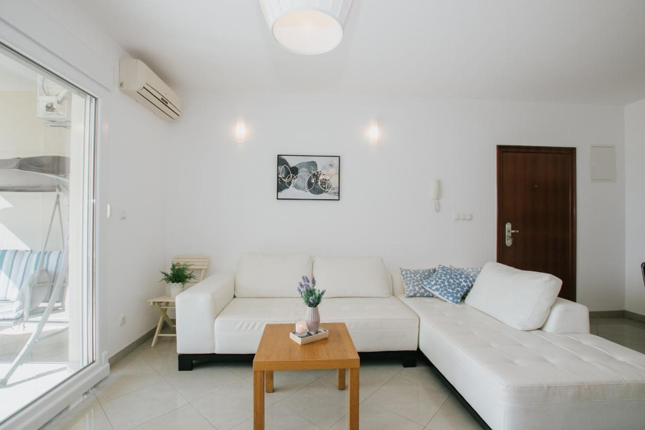 Apartamento Apartman Sunny Trogir Exterior foto