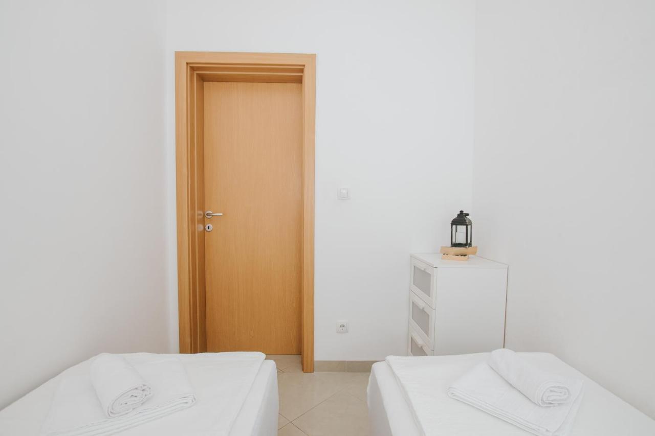 Apartamento Apartman Sunny Trogir Exterior foto
